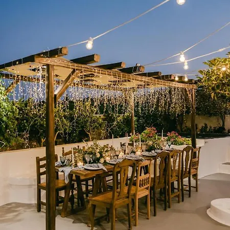 East Side Βίλα Βούρβουλος