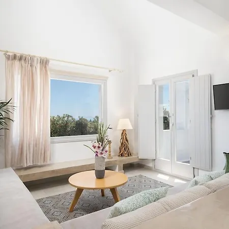 فيلة East Side Vourvoúlos