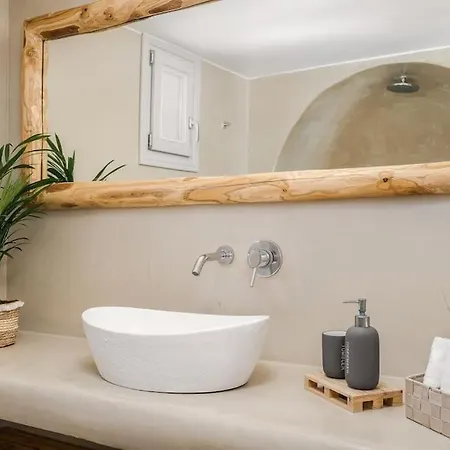 East Side فيلة *