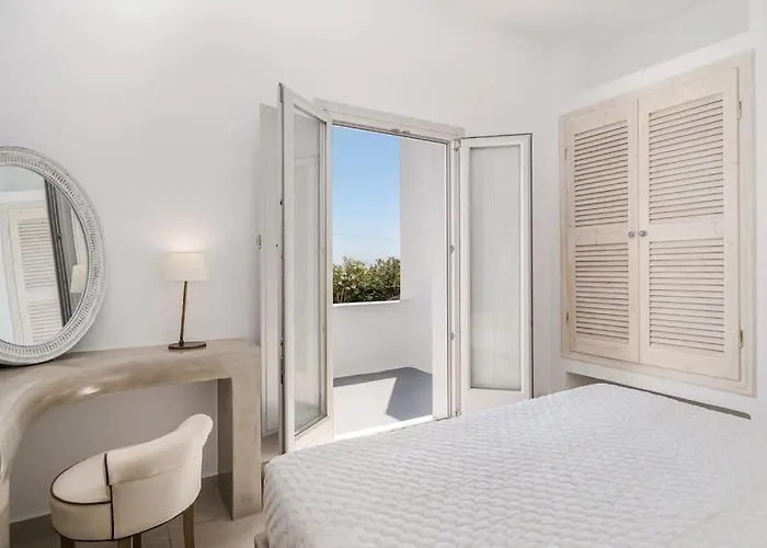 East Side Vourvoulos