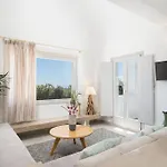 Вилла East Side Vourvoulos